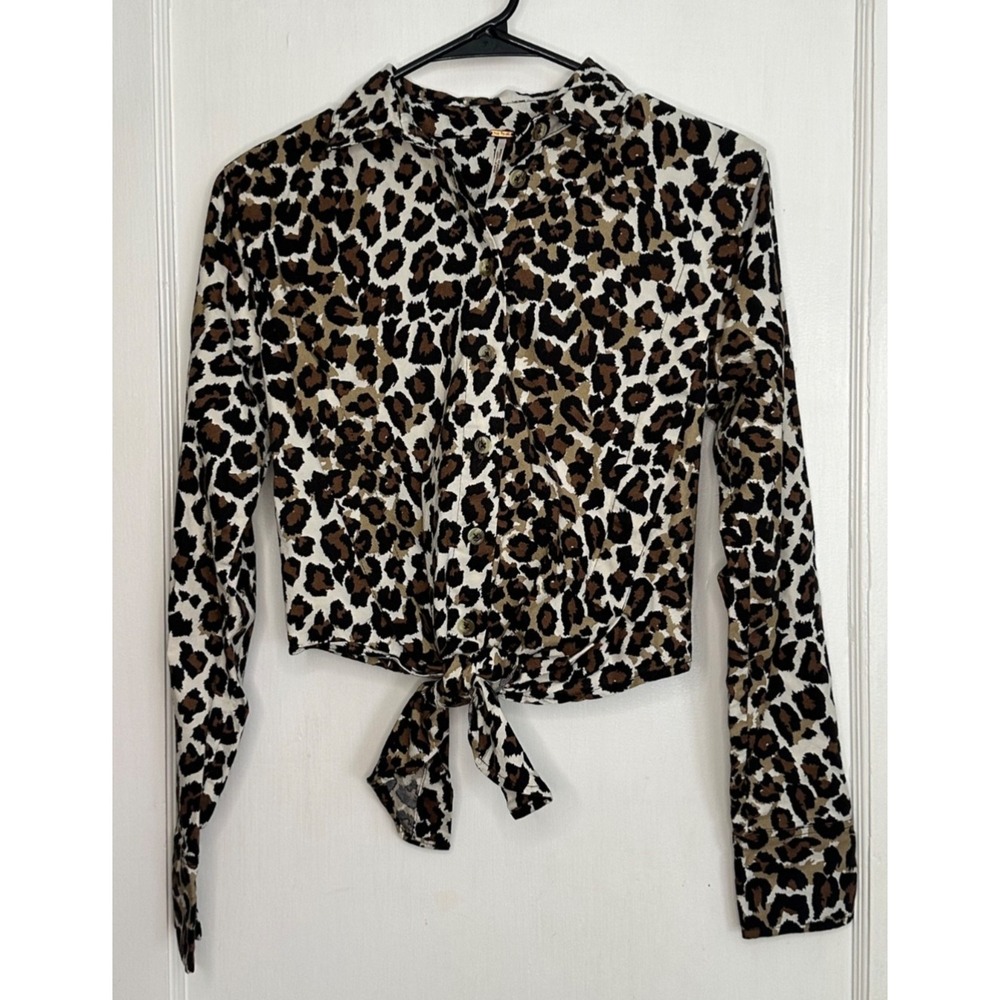 Free People Size S Leopard Cheetah Animal Print Tie Front Smocked Back Blouse